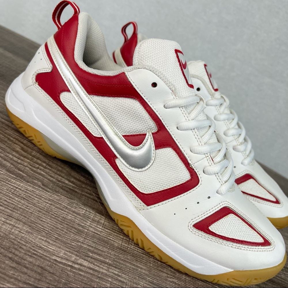 Rare VTG Nike Multi Court 7 Athletic Shoes